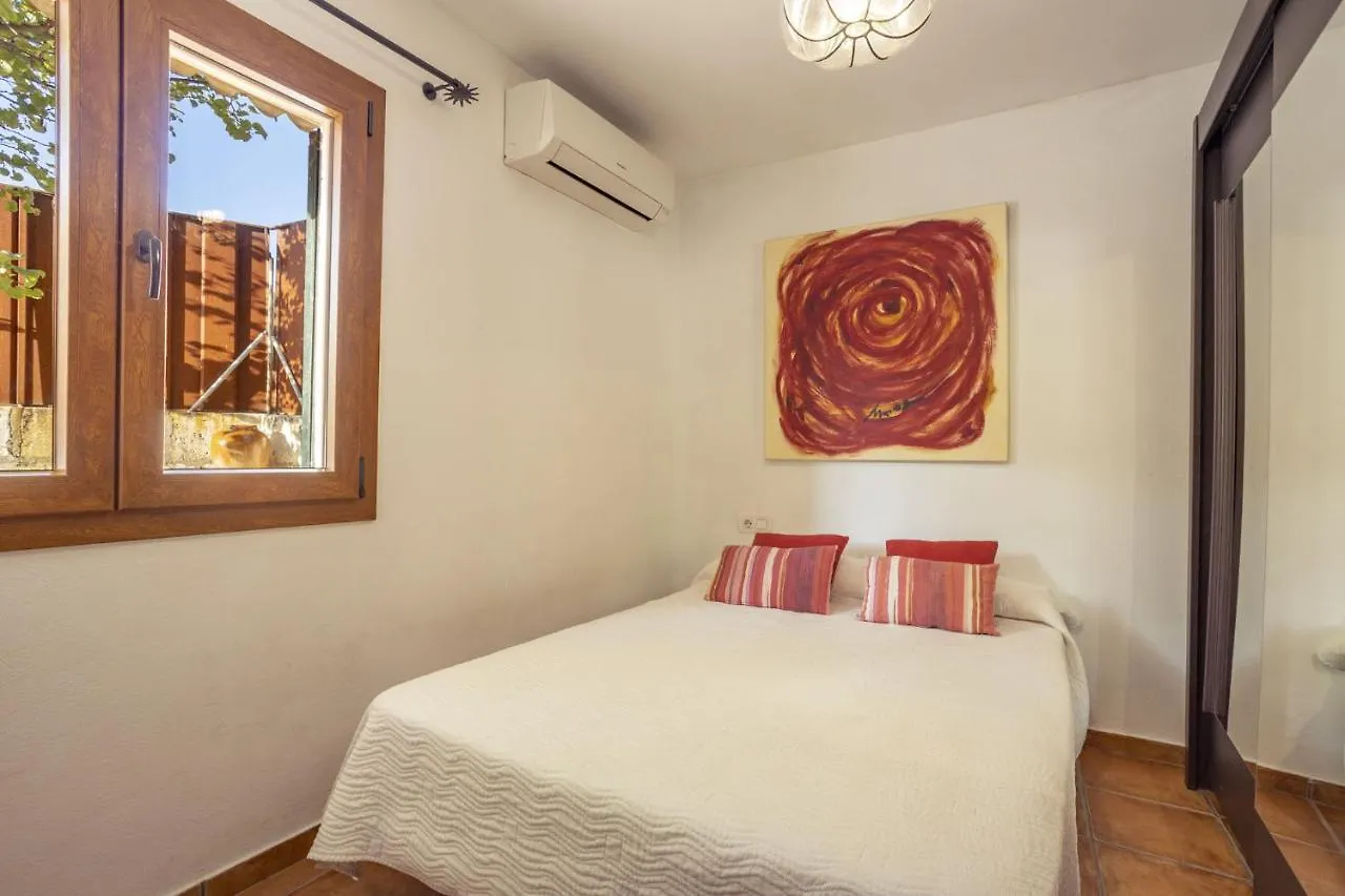Country house Pou Monjo Guest House Selva  Spain