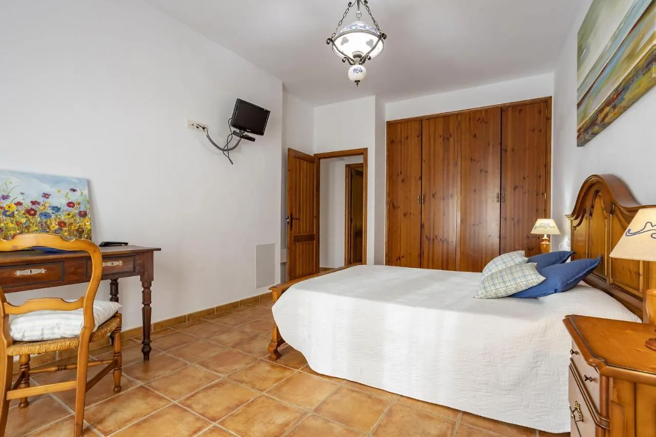 Country house Pou Monjo Guest House Selva