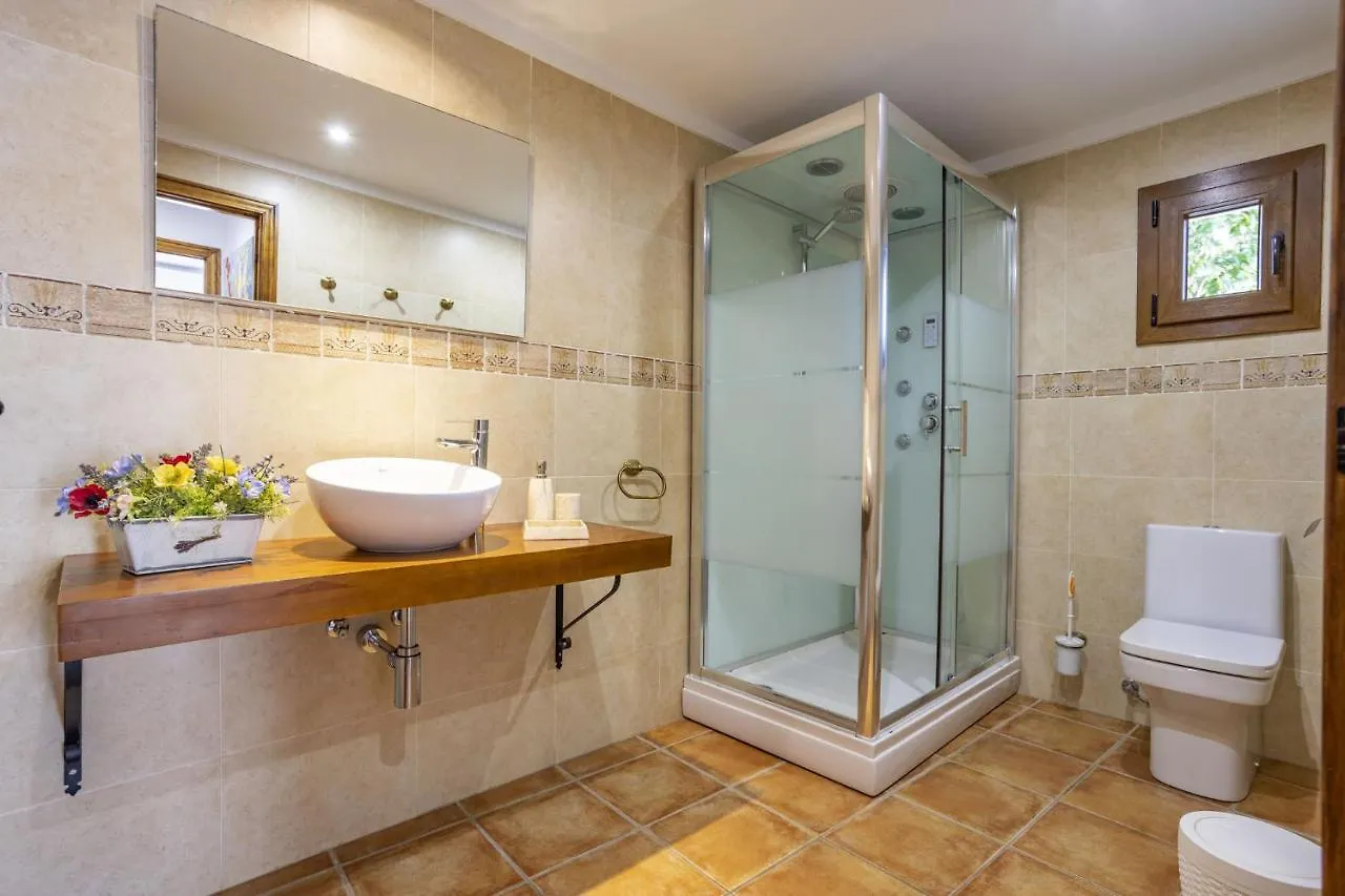 Country house Pou Monjo Guest House Selva