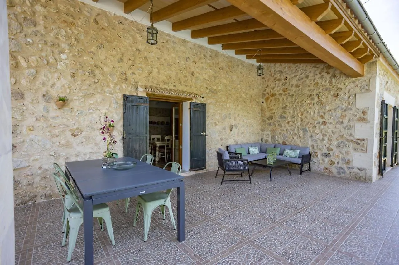 Pensjonat Pou Monjo Selva  Gospodarstwo wiejskie Selva (Mallorca)