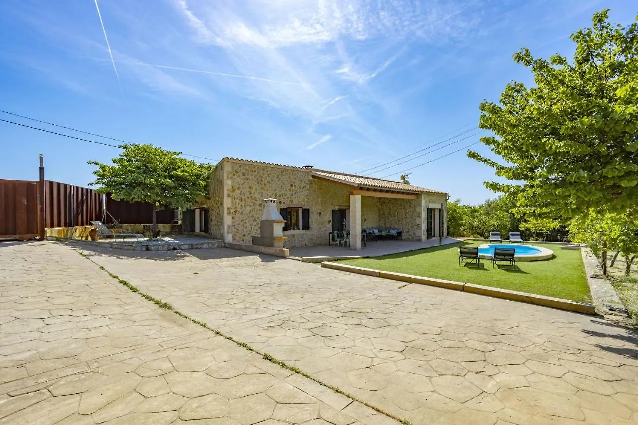 Country house Pou Monjo Guest House Selva  Spain